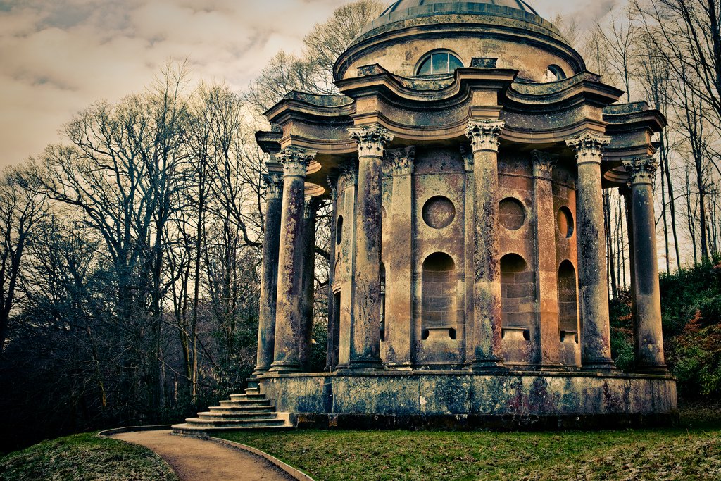 Filming Locations – Stourhead Gardens